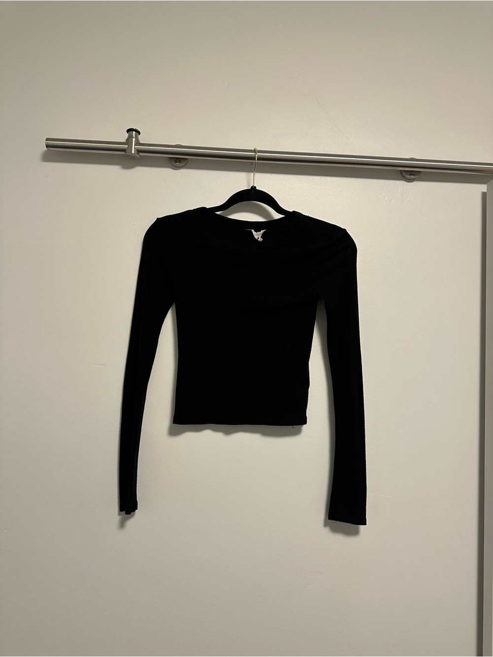 Aeropostale Black Long-Sleeve Ribbed Slim Top